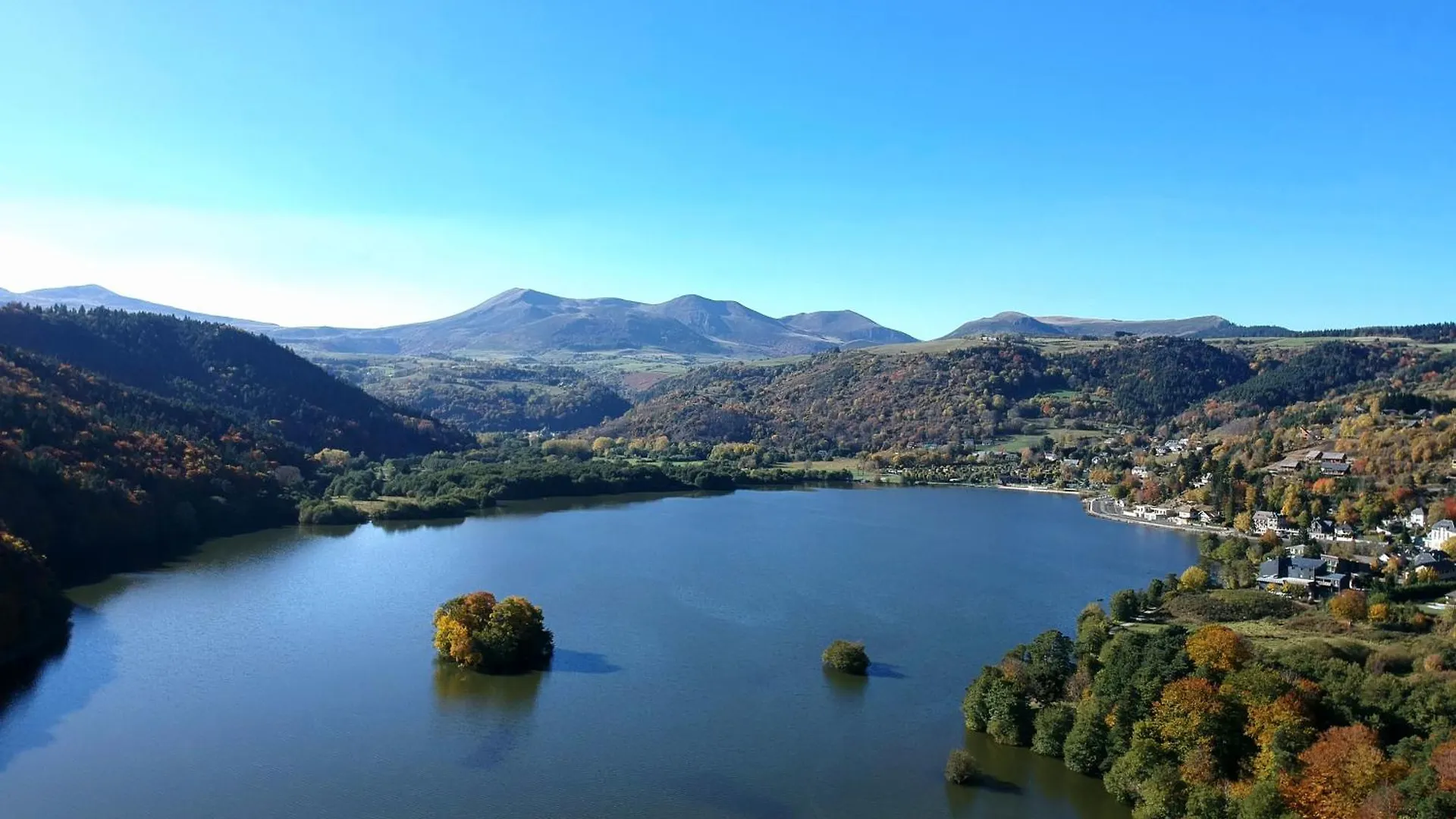Appartement 100 M2 Vue Sancy Et Puy De Dome Veyre-Monton 0*,  Франция